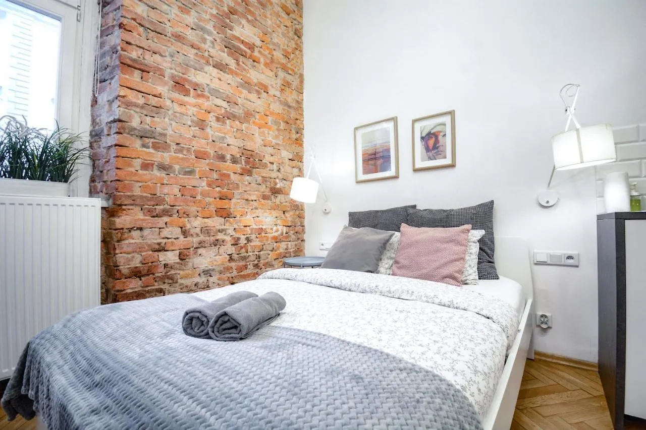 Lion Apartments Krakow Aparthotel