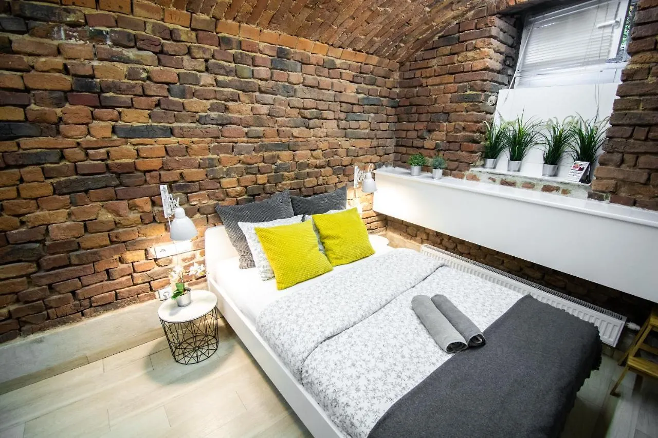 Lion Apartments Krakow Aparthotel