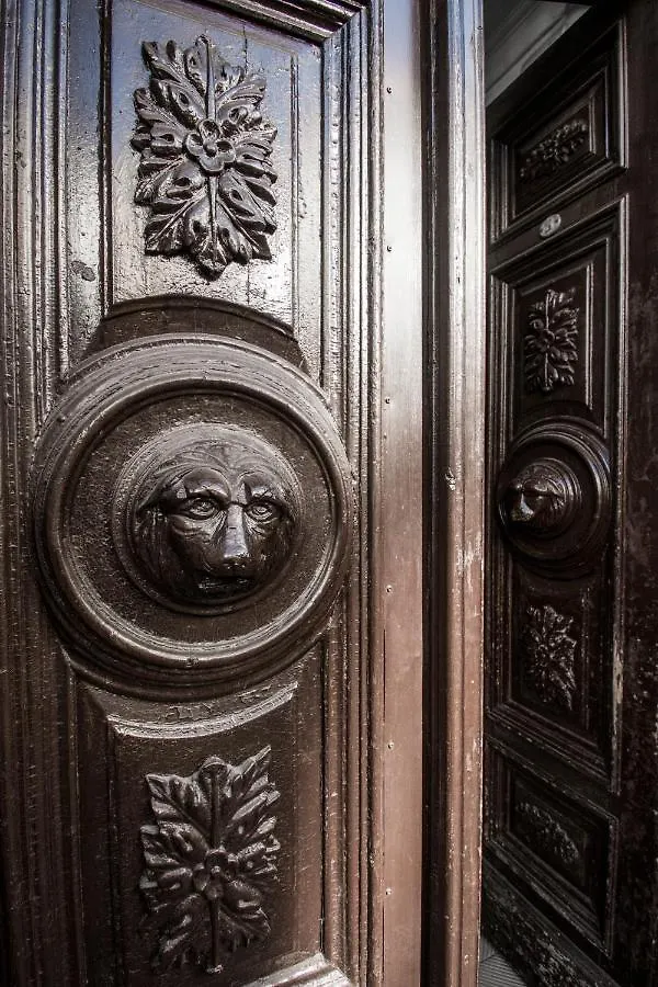 Lion Apartments Krakow 0*,  Poland