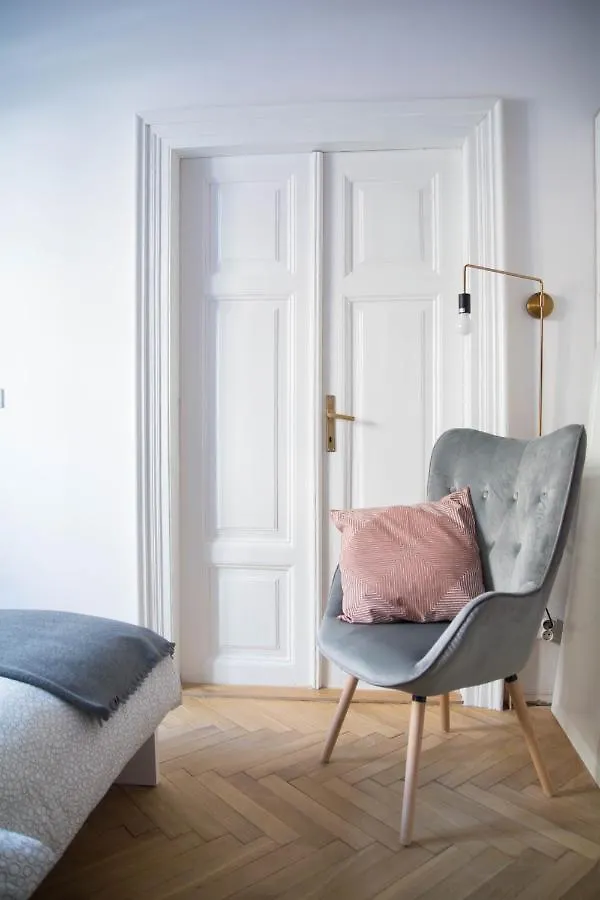 Apart Otel Lion Apartments Krakow Polonya